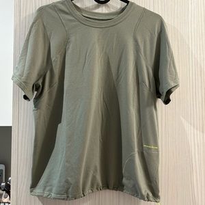 Lululemon Lightweight Cinched Hem T-Shirt
